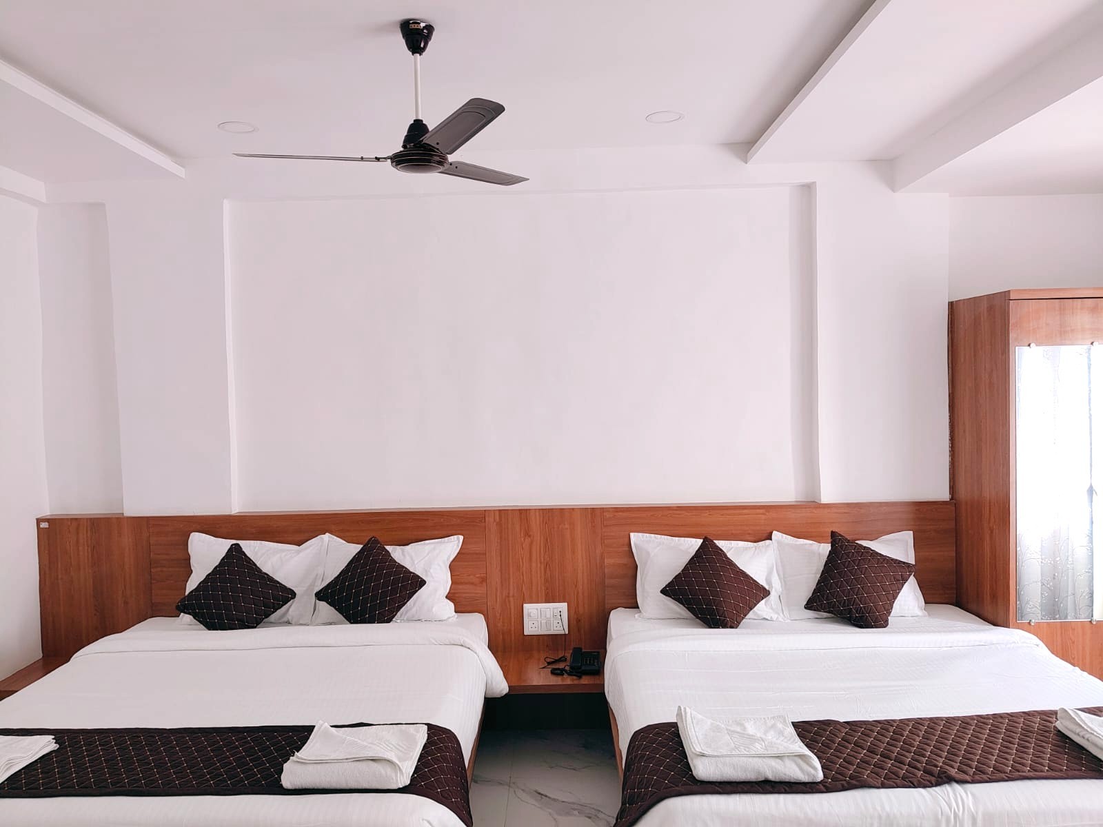 Luxury Hotel Room